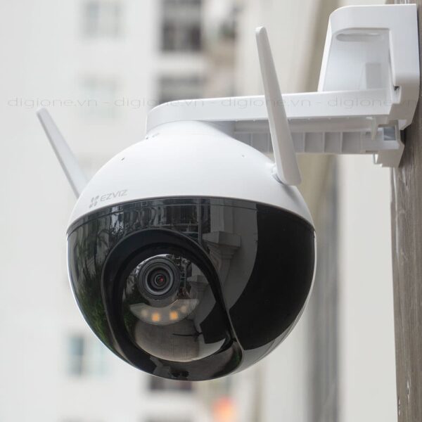 La caméra wifi extérieure motorisée est un choix judicieux pour ceux qui cherchent à surveiller leur propriété de manière efficace. Elle est équipée de fonctionnalités avancées pour offrir une surveillance complète et une protection fiable.